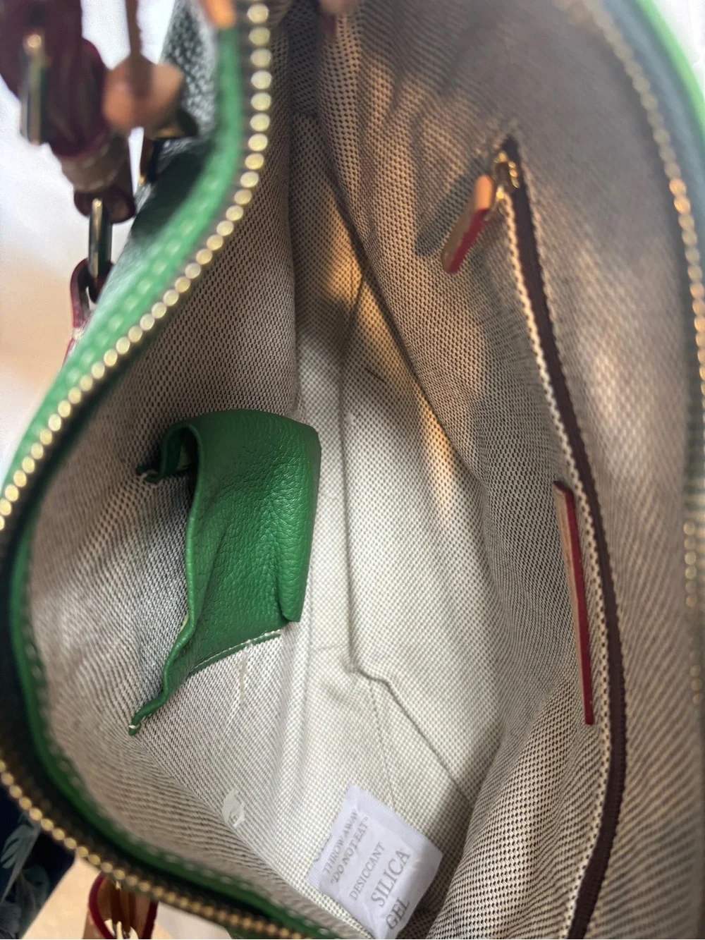 VINTAGE Y2K Kelly Green Dooney & Bourke Medium Hobo